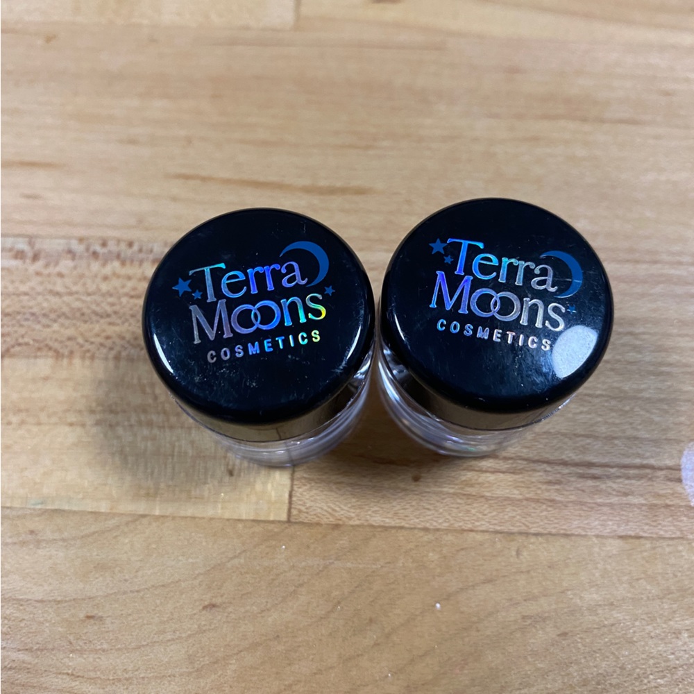 HOLD: Terra Moon Cosmetics Duochrome Flakes